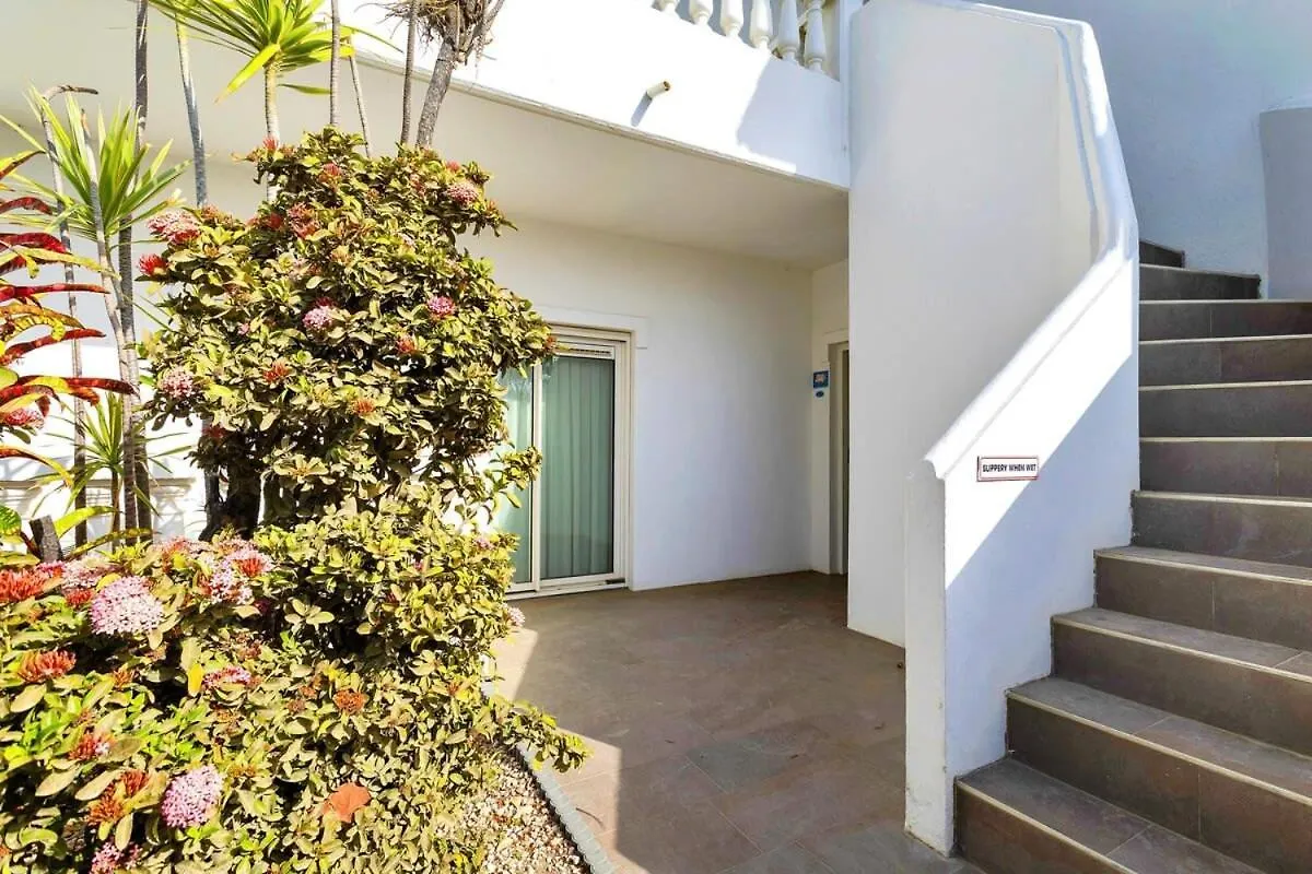 Belmar Oceanfront Apartment 8 Divers Paradise 克拉伦代克 博奈尔岛、圣尤斯达蒂斯和萨巴岛